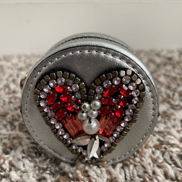 Topshop Sliver Heart Coin Purse - Picture 10 of 13
